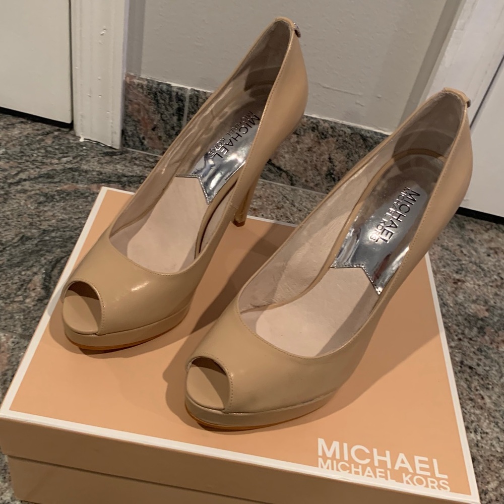 ‼️SOLD‼️ on Facebook - Picture 3 of 7